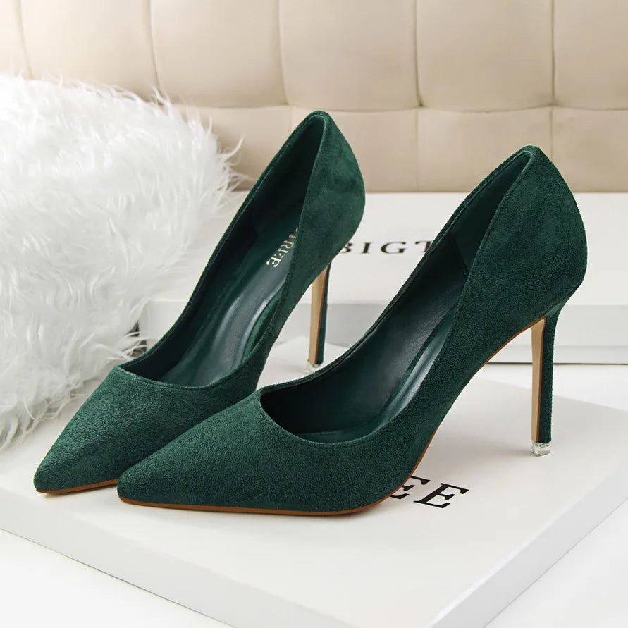Frauen 9cm High Heels gelb Burgund Pumps plus Größe Stripper Wildleder Escarpins Dame Hochzeit Braut Scarpins grün blau Ballschuhe