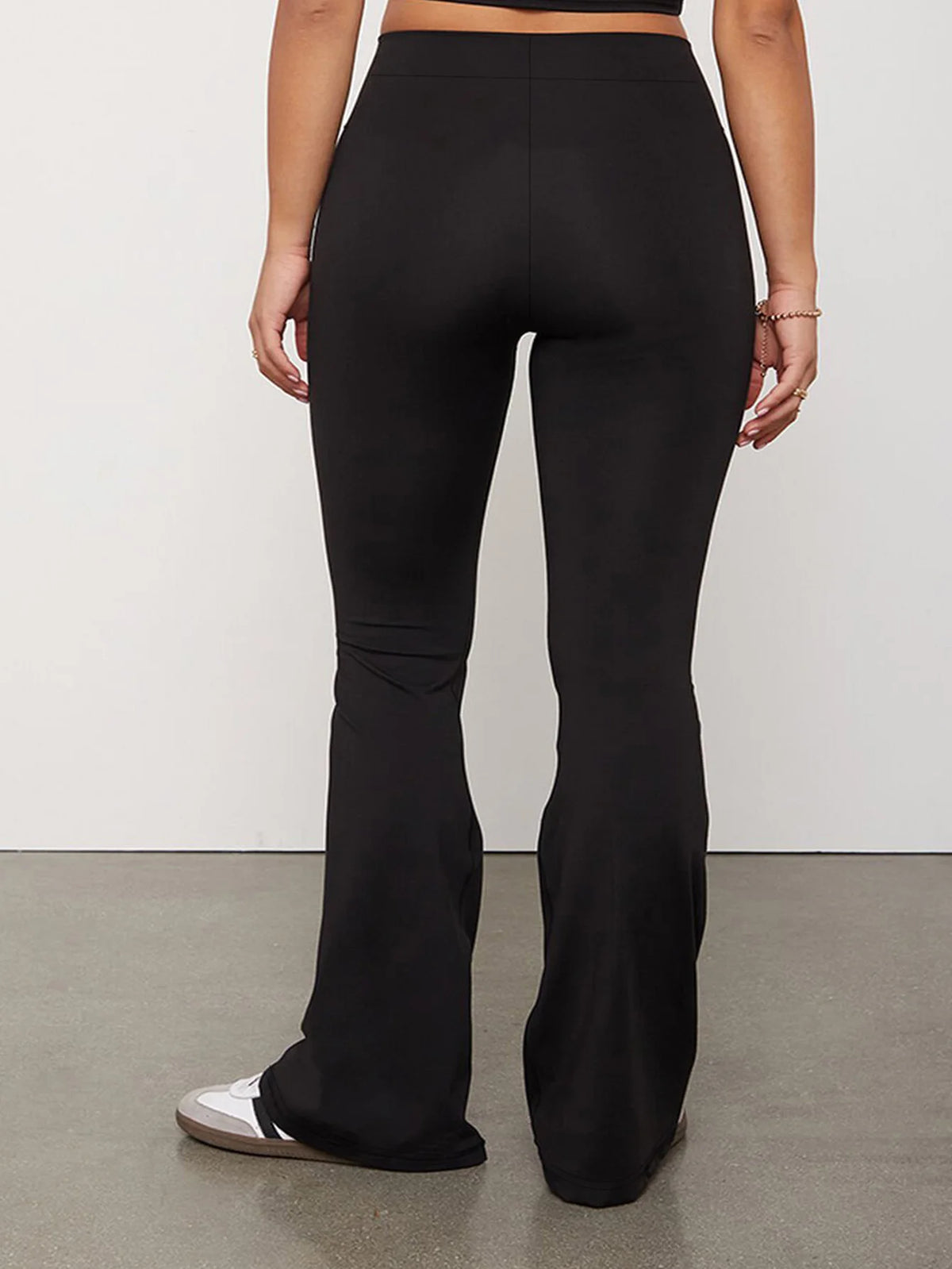 2026 Lässige Schicke Schlaghose für Damen mit Normaler Taille, Dehnbar, Schlankformend, Schwarz, für Büro und Alltag, Atmungsaktiv