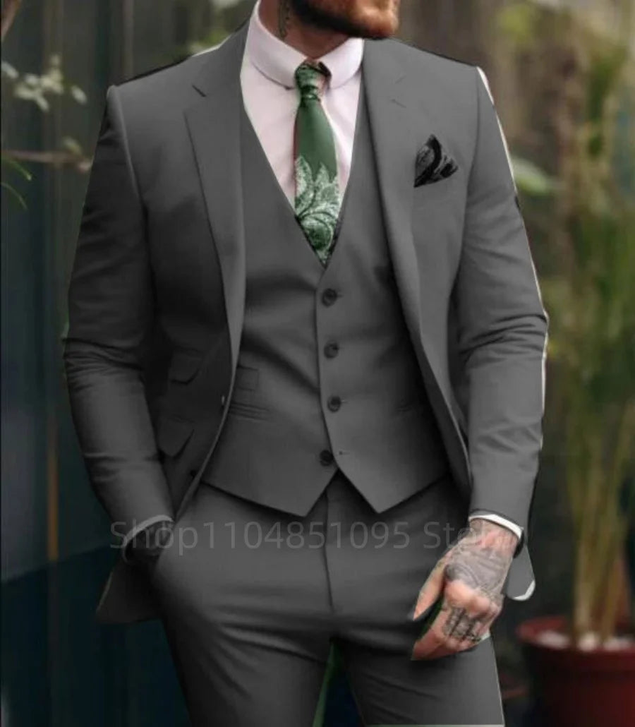 Neueste 3-teilige Sets Formal Slim Fit Herrenanzug Eleganter Bräutigam Smoking Hochzeit Business Party Anzüge Kerbe Revers Blazer MaleBlazer