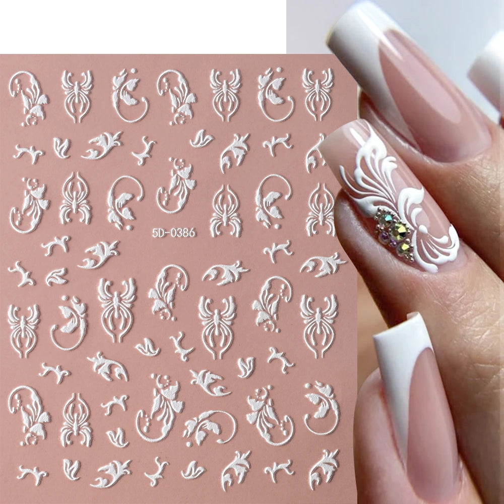 1 Stück 5D geprägte weiße Spitze Blume Nail Art Aufkleber Acryl Blumen Blatt Schmetterling Charme selbstklebende Schieber 10 * 8 cm Maniküre Aufkleber