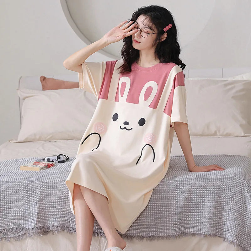Frauen Große Größe Pyjamas Kurzarm Nachthemd Cartoon Bär 5xl Lange Student Robe Rabbitlong Rock Loungewear Mädchen Kleid