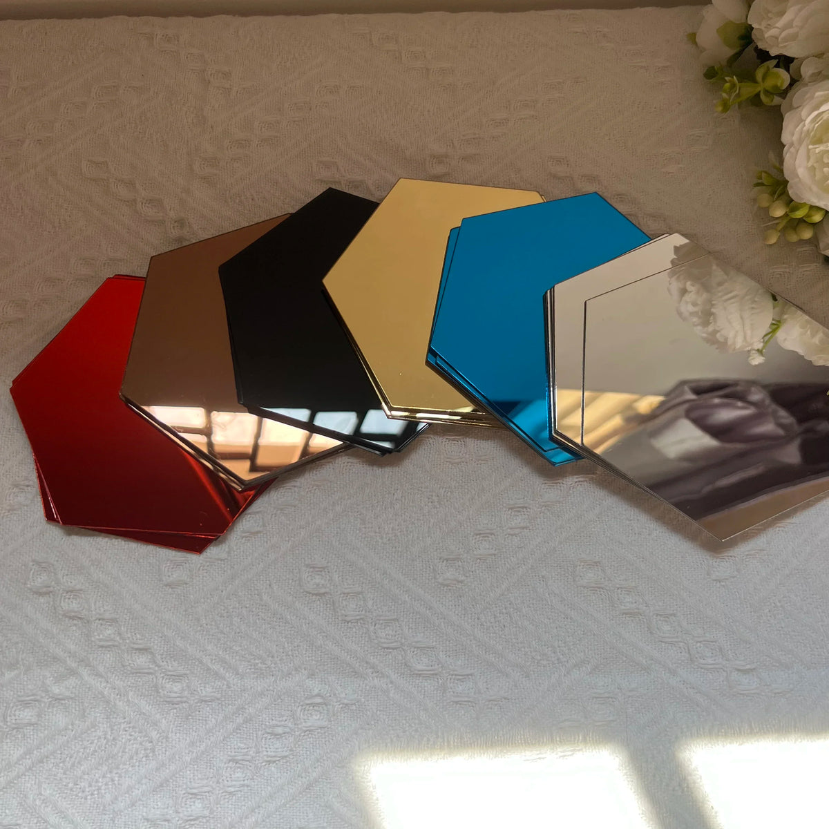 Sechseckige Acryl 3D Spiegel Wandaufkleber Home Decor DIY selbstklebende Spiegelaufkleber Dekor Aufkleber Kunst Wanddekoration groß 6/12 Stück