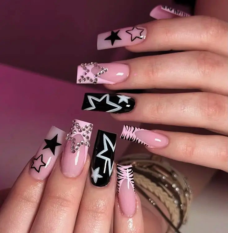5D Silber Glitzer Stern Französischer Nagelaufkleber Schwarz Rosa Y2K Punk Hohler Fünfzackiger Stern Selbstklebender Aufkleber Maniküre-Dekoration
