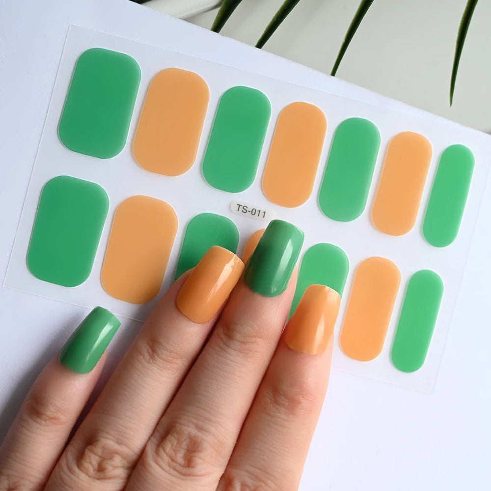 14 Tipps Full Wrap Nagellack Aufkleber Selbstklebende einfarbige Gel-Nagelstreifen Kunst Aufkleber Nicht halbgehärtete DIY Nageldekorationen